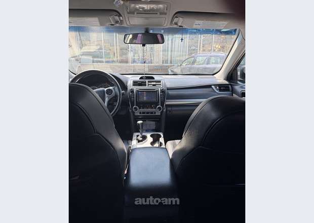 Toyota Camry 2012 — photo 5