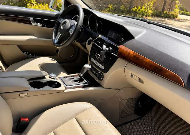 Mercedes-Benz C 300