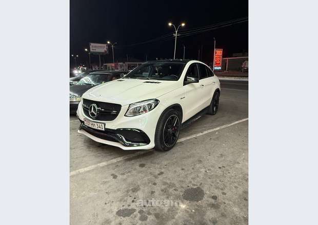 Mercedes-Benz GLE 63 S Coupe 2015 — լուսանկար 1