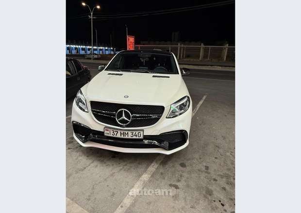 Mercedes-Benz GLE 63 S Coupe 2015 — լուսանկար 2