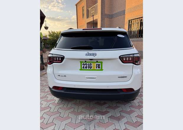 Jeep Compass 2020 — фото 10