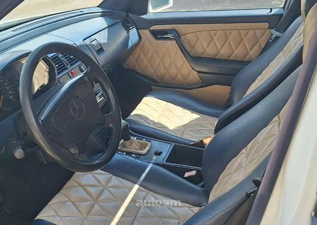 Mercedes-Benz C 180 1993 — լուսանկար 1