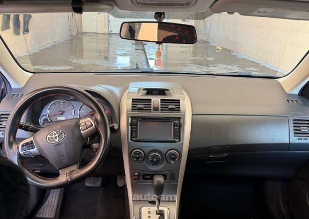 Toyota Corolla 2012 — լուսանկար 7