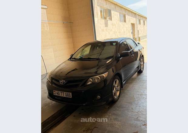 Toyota Corolla 2012 — լուսանկար 1