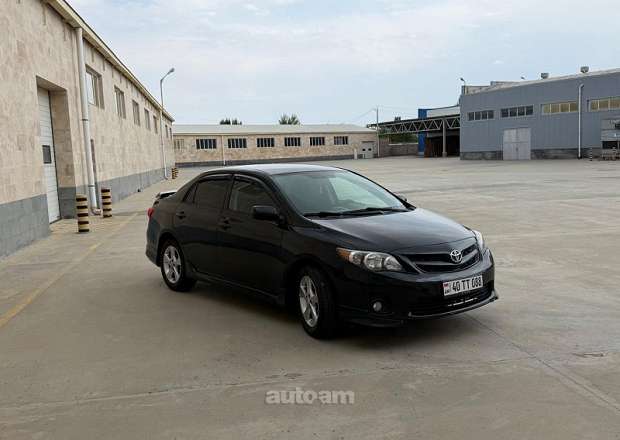 Toyota Corolla 2012 — լուսանկար 13