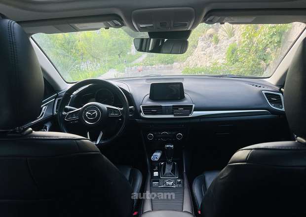 Mazda 3 2018 — photo 7