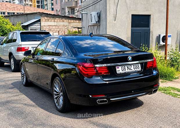 BMW 750 2009 — լուսանկար 2