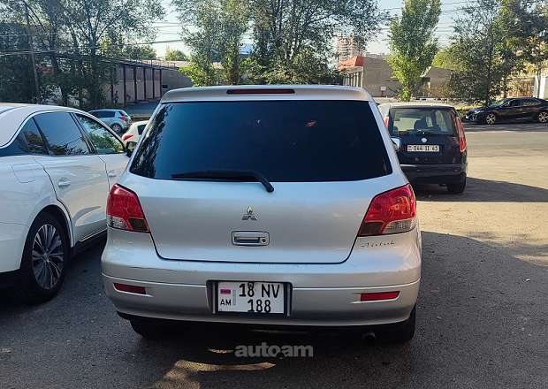 Mitsubishi Airtrek 2001 — լուսանկար 6