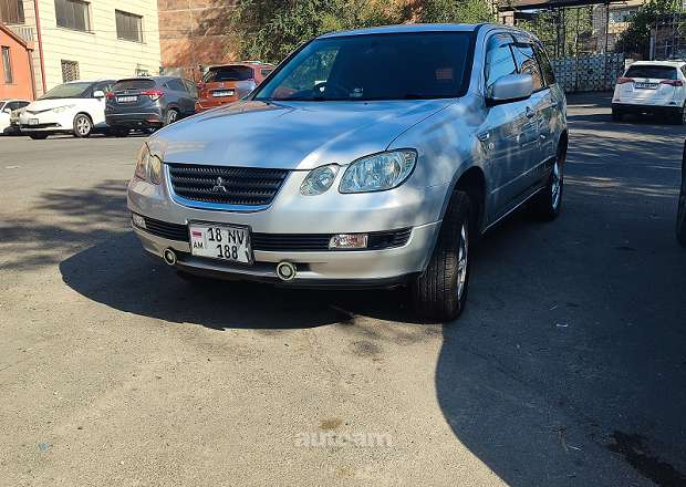 Mitsubishi Airtrek 2001 — լուսանկար 7