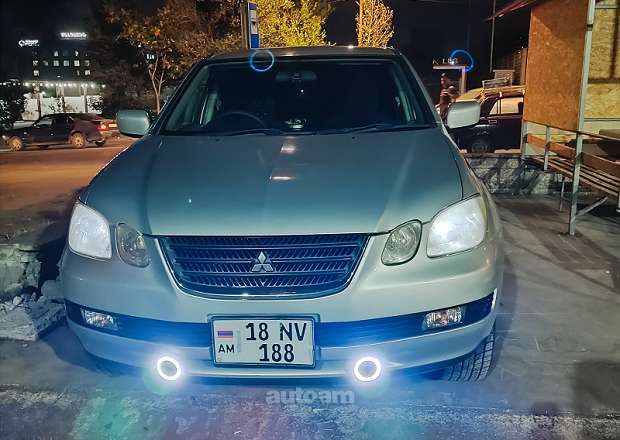 Mitsubishi Airtrek 2001 — լուսանկար 2