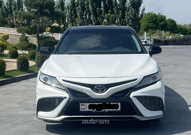 Toyota Camry 2020 — photo 6