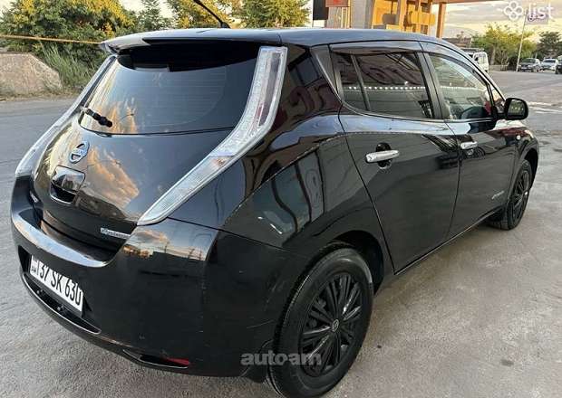 Nissan Leaf 2012 — լուսանկար 5