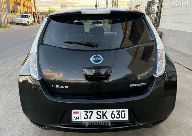 Nissan Leaf 2012 — լուսանկար 7