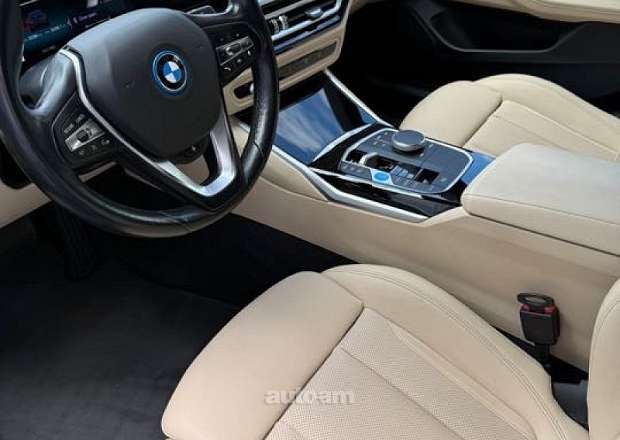 BMW i4 2023 — фото 6