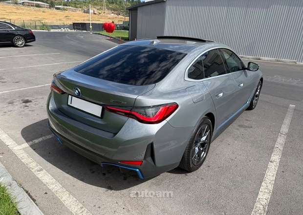 BMW i4 2023 — фото 3