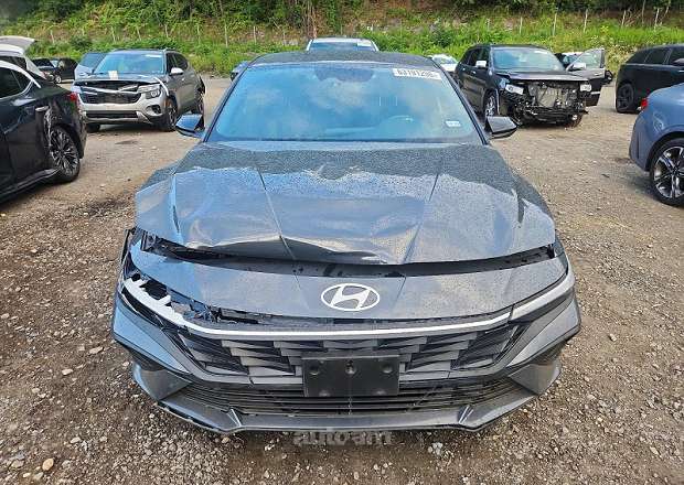 Hyundai Elantra 2024 — լուսանկար 5