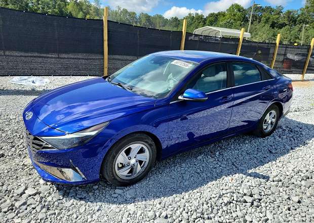 Hyundai Elantra 2021 — լուսանկար 1