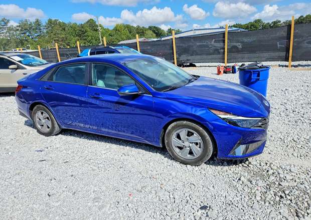 Hyundai Elantra 2021 — լուսանկար 4