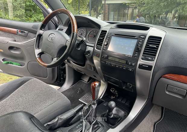 Toyota Land Cruiser Prado 2008 — фото 10