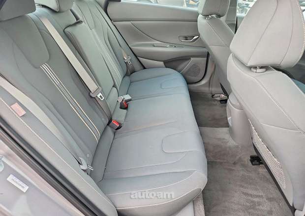 Hyundai Elantra 2024 — լուսանկար 8