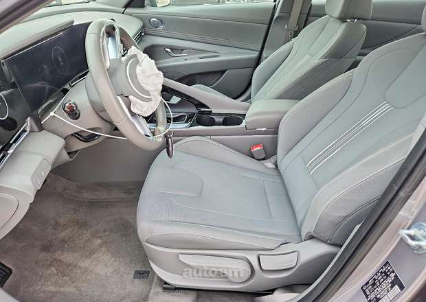 Hyundai Elantra 2024 — լուսանկար 7