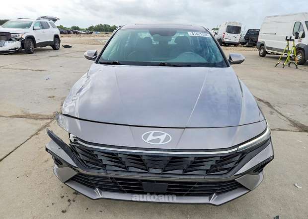 Hyundai Elantra 2024 — լուսանկար 5