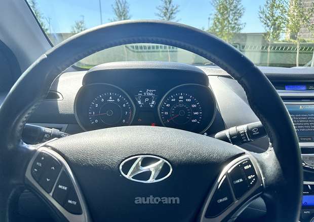 Hyundai Elantra 2013 — լուսանկար 4