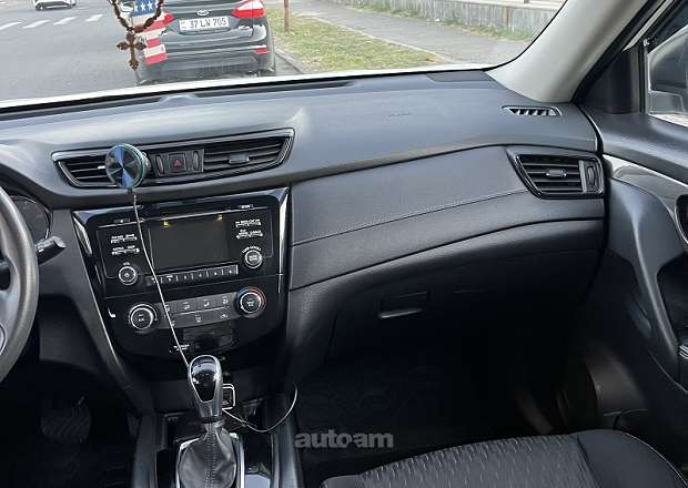 Nissan Rogue 2017 — photo 8