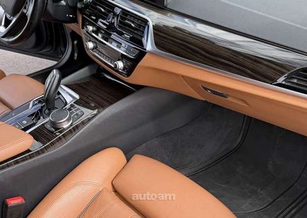 BMW 530 2019 — photo 13