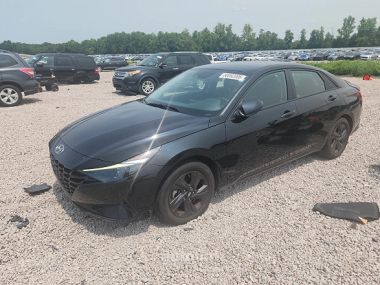 Hyundai Elantra  2023 