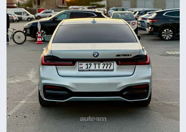 BMW 750 2018 — լուսանկար 10