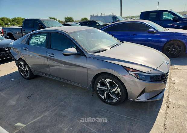 Hyundai Elantra 2022 — photo 4