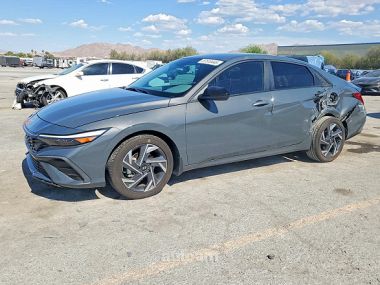 Hyundai Elantra  2025 