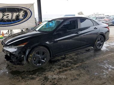 Hyundai Elantra  2020 