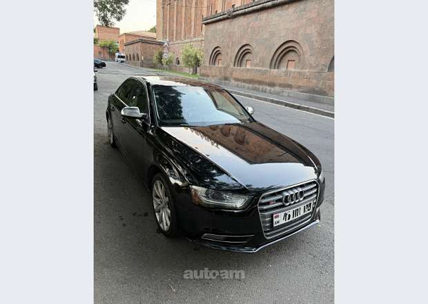 Audi A4 2012 — լուսանկար 1