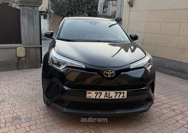 Toyota C-HR 2019 — լուսանկար 3