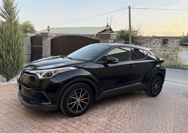 Toyota C-HR 2019 — լուսանկար 4