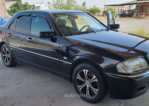 Mercedes-Benz C 220 1995 — photo 9