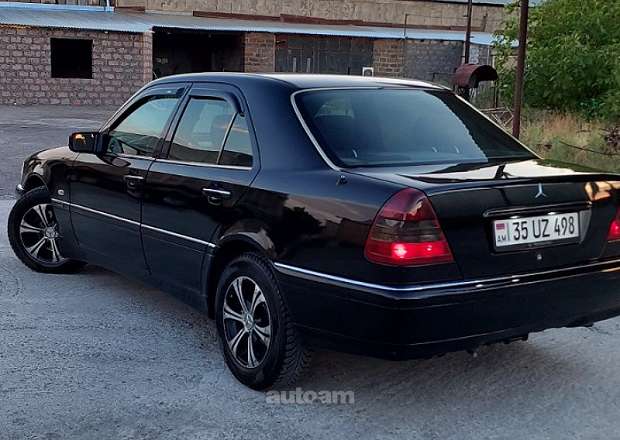Mercedes-Benz C 220 1995 — photo 3