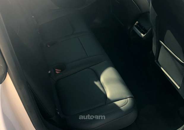 Tesla Model Y 2024 — photo 6