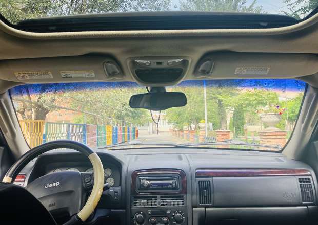 Jeep Grand Cherokee 2001 — լուսանկար 6