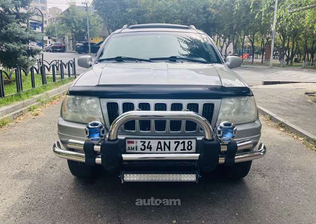 Jeep Grand Cherokee 2001 — լուսանկար 1