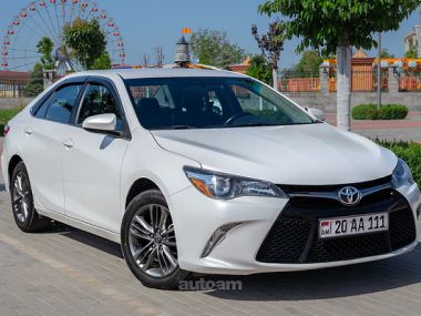 Toyota Camry  2017 