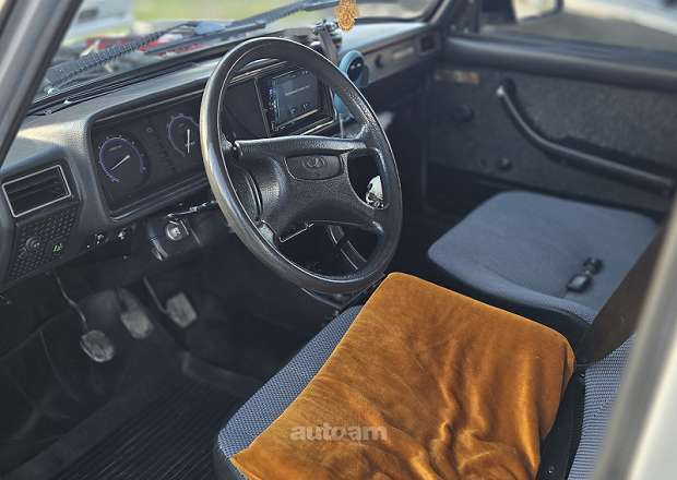 VAZ (Lada) 2107 2010 — լուսանկար 9