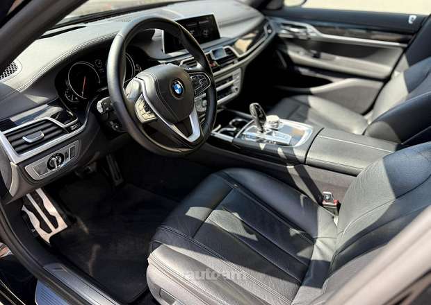 BMW 740 2018 — լուսանկար 3
