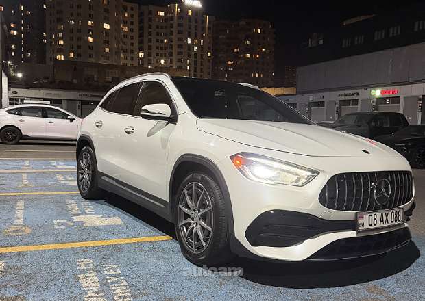 Mercedes-Benz GLA 35 AMG 2021 — photo 4