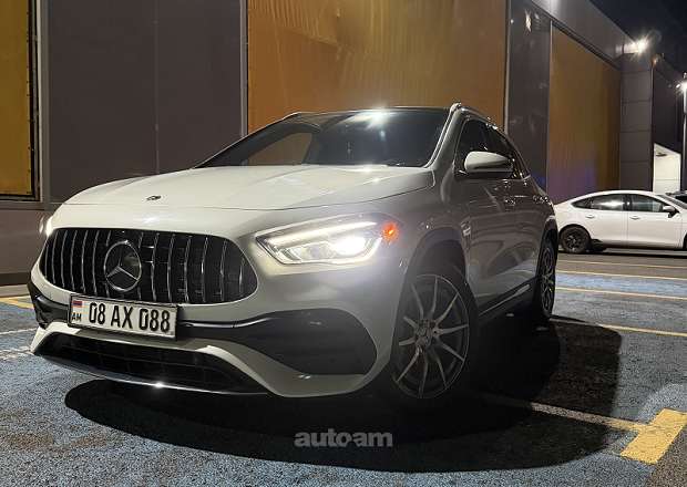 Mercedes-Benz GLA 35 AMG 2021 — photo 1