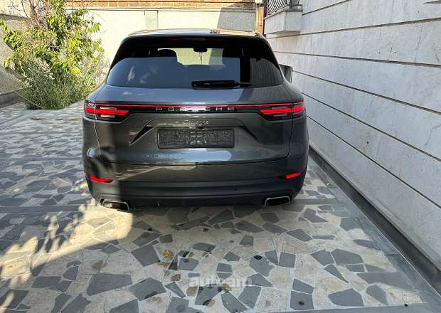 Porsche Cayenne 2021 — լուսանկար 11