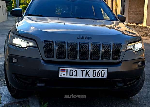 Jeep Cherokee 2019 — photo 3