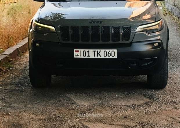 Jeep Cherokee 2019 — photo 1